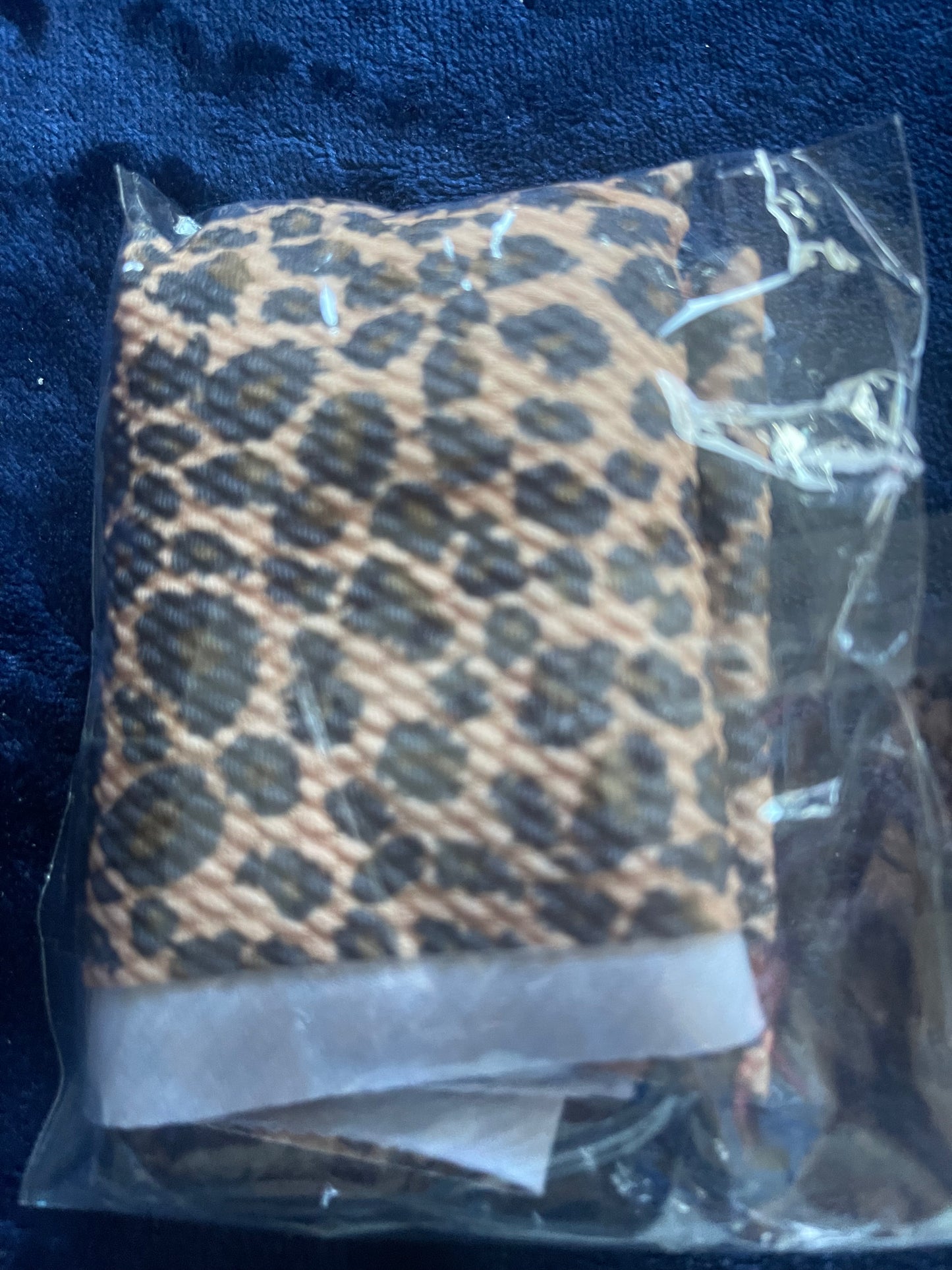 3 1/2”  cheetah   Strip | Bullet