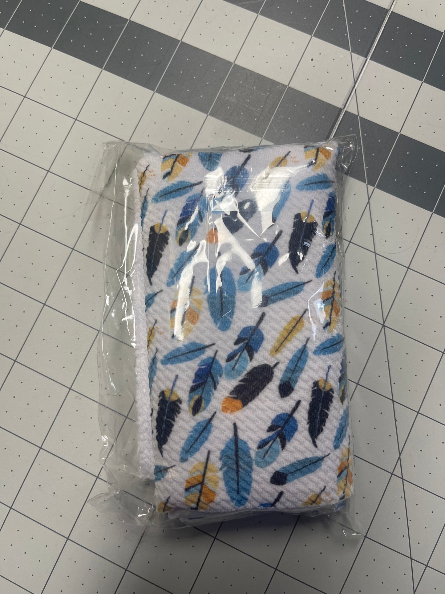5” blue feathers Strip | Bullet