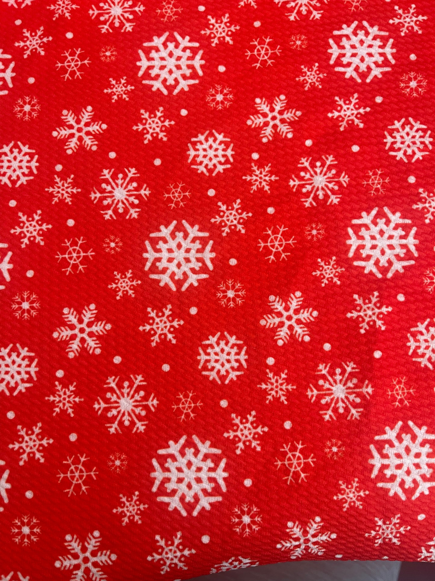 Red snowflakes | Bullet