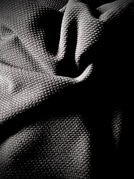 Black  | Solid Bullet